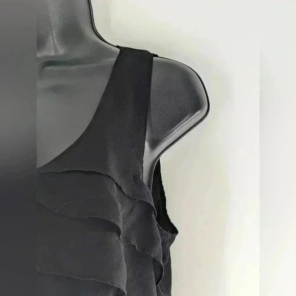 Twentyone Women's Small Tiered Layered Black Sleeveless Top - Picture 3 of 10